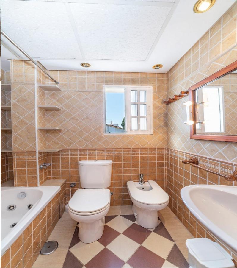 Amplio Apartamento En El Corazon De Sevilla ภายนอก รูปภาพ